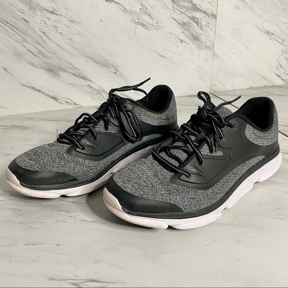 3/$60 Avia Non-Marking Enduropro Athletic Sneaker SZ 10.5